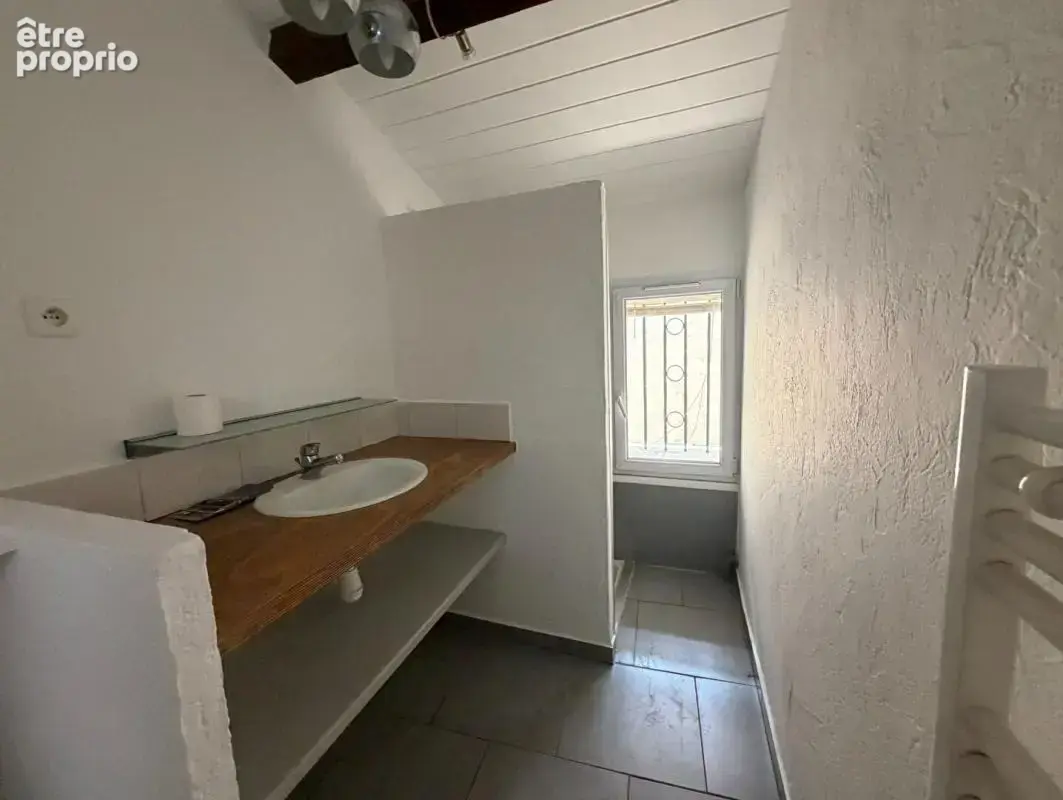 immeuble avec 2 appartements, garage et caves - LE VAL - photo 7
