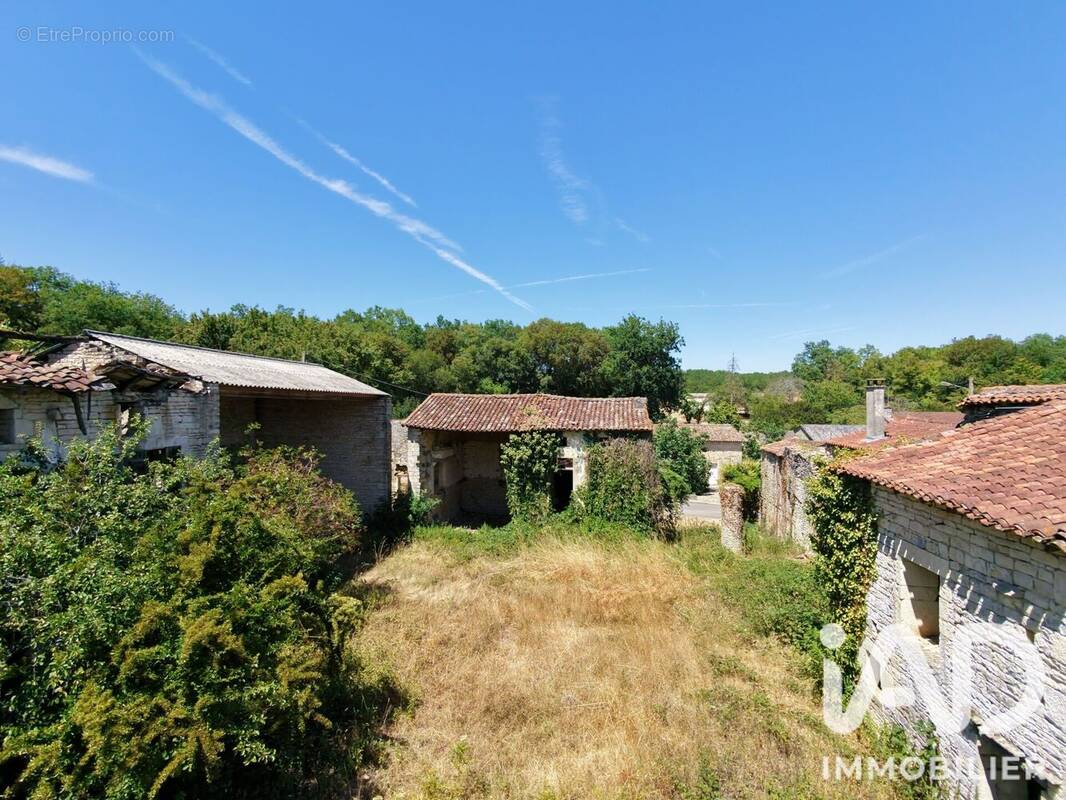 Photo 1 - Maison à LIGNE