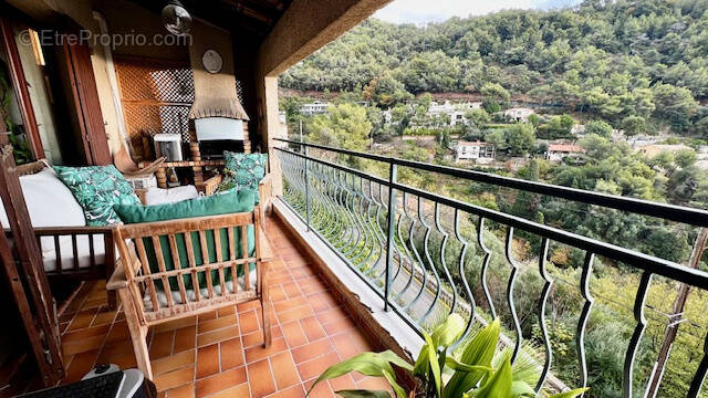 Appartement à ROQUEBRUNE-CAP-MARTIN