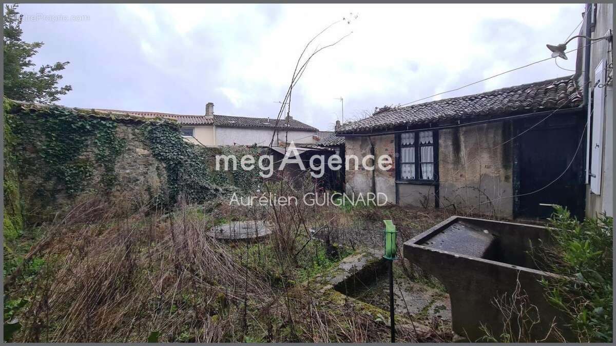 Maison à BRESSUIRE