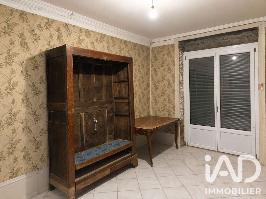 Appartement 160 m² à Montagney  - photo 8