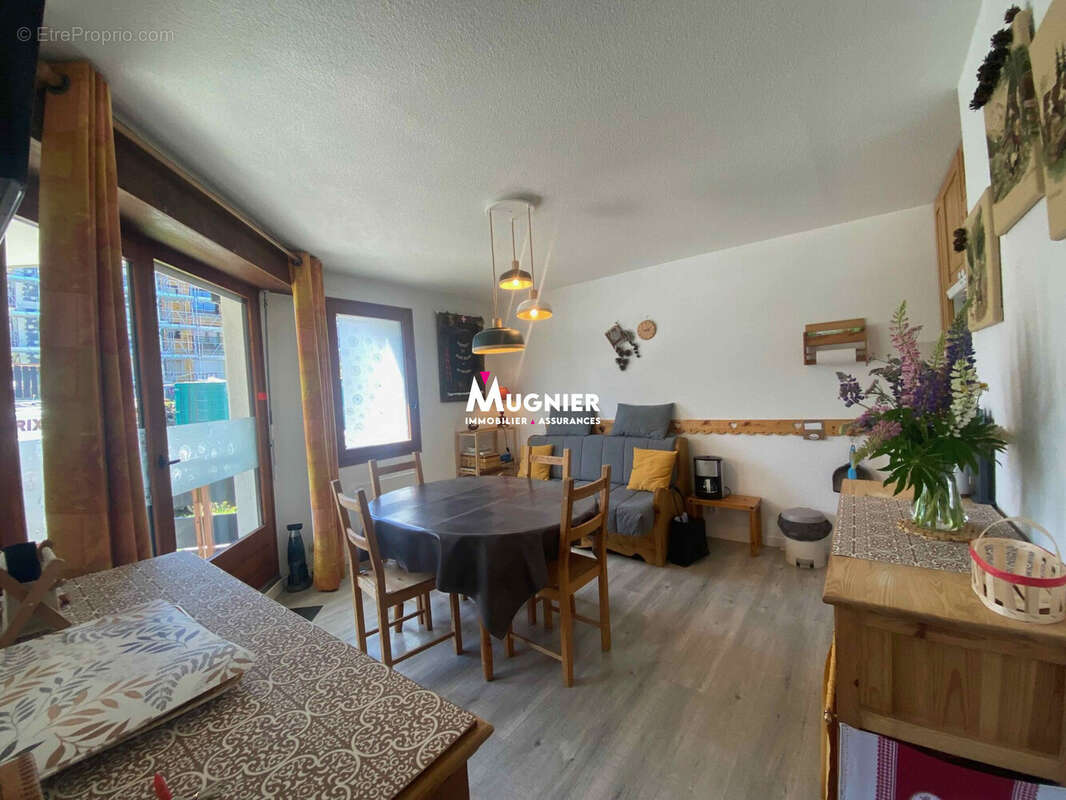 Appartement 30 m² à Taninges  - photo 2