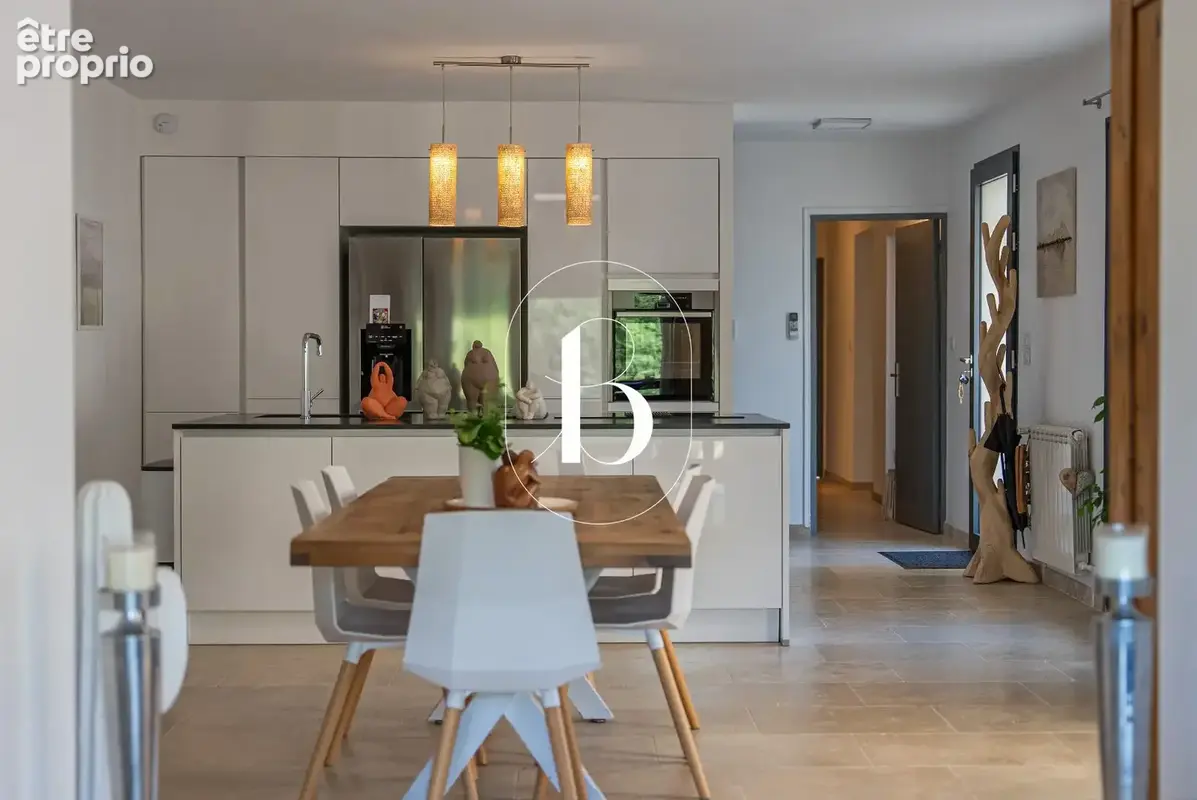 Maison 6 pièces 240 m² à vendre à Uzes (30700) - photo 12