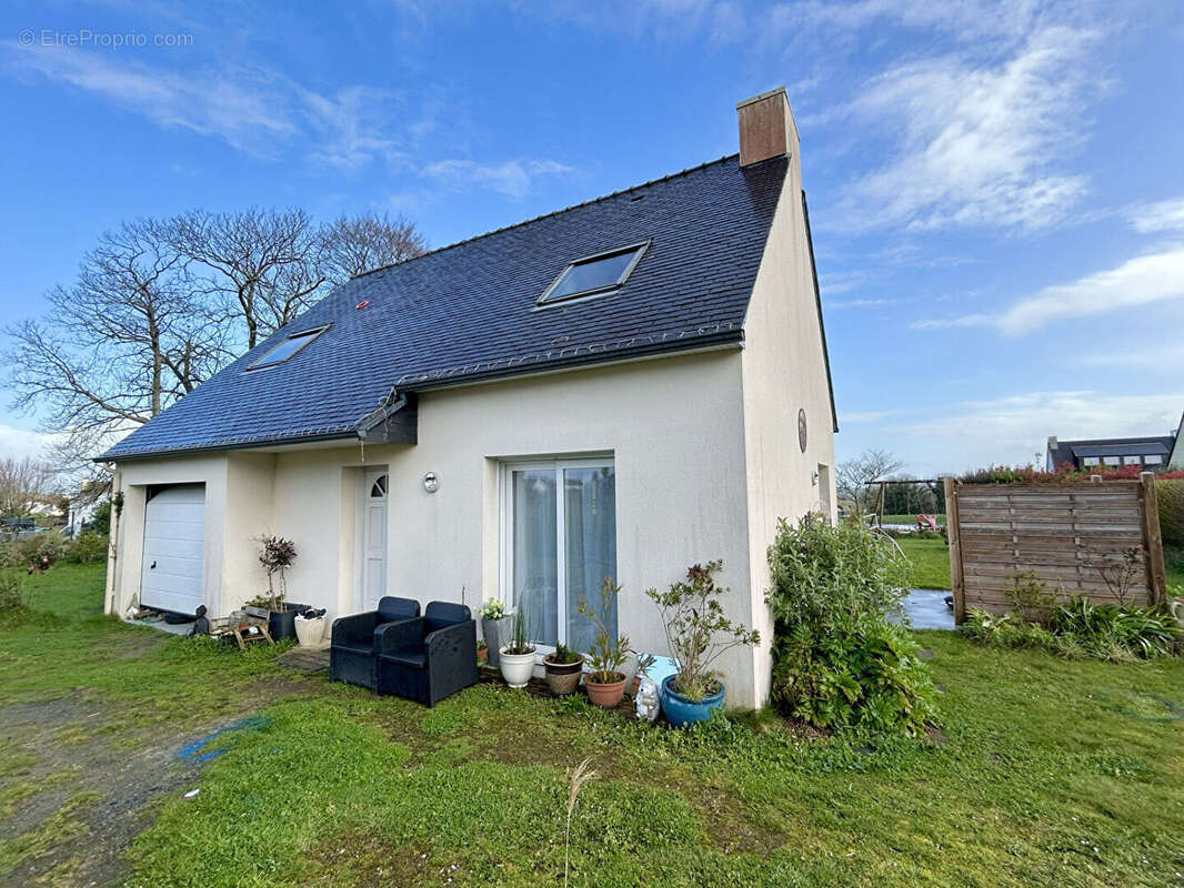 Maison à PLOUGONVEN