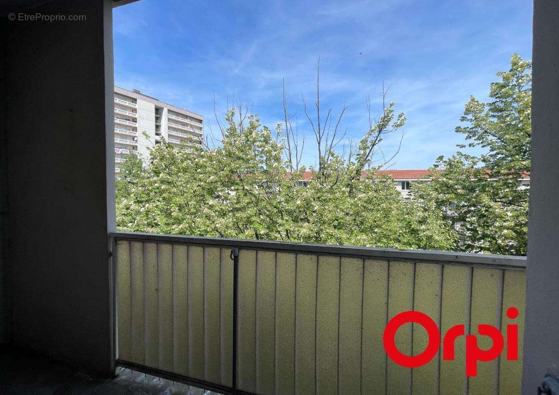 Appartement à VENISSIEUX