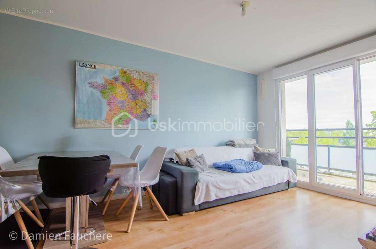 Appartement à DAMMARIE-LES-LYS