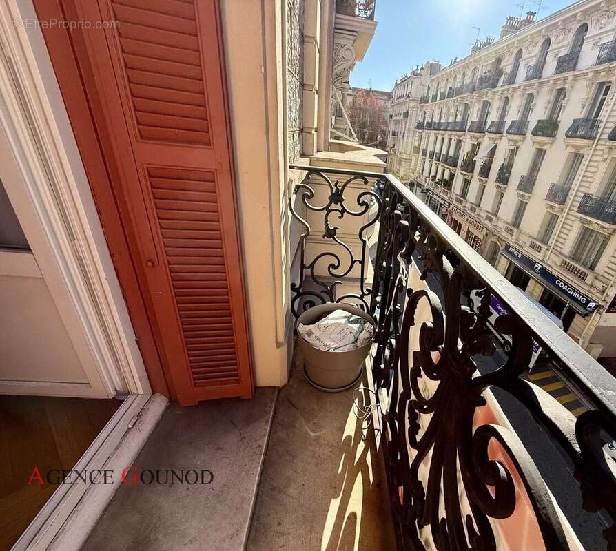 Appartement à NICE