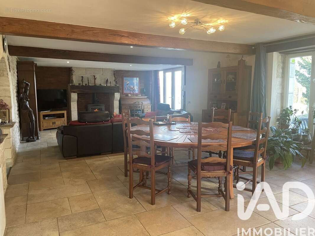 Photo 3 - Maison à CHEVANCEAUX