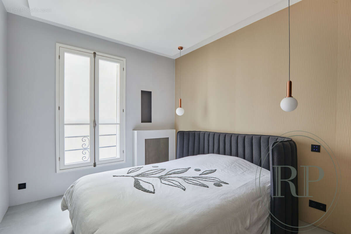 Appartement à PARIS-6E