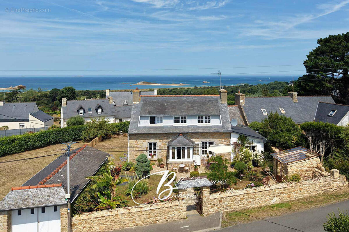 Maison à PENVENAN