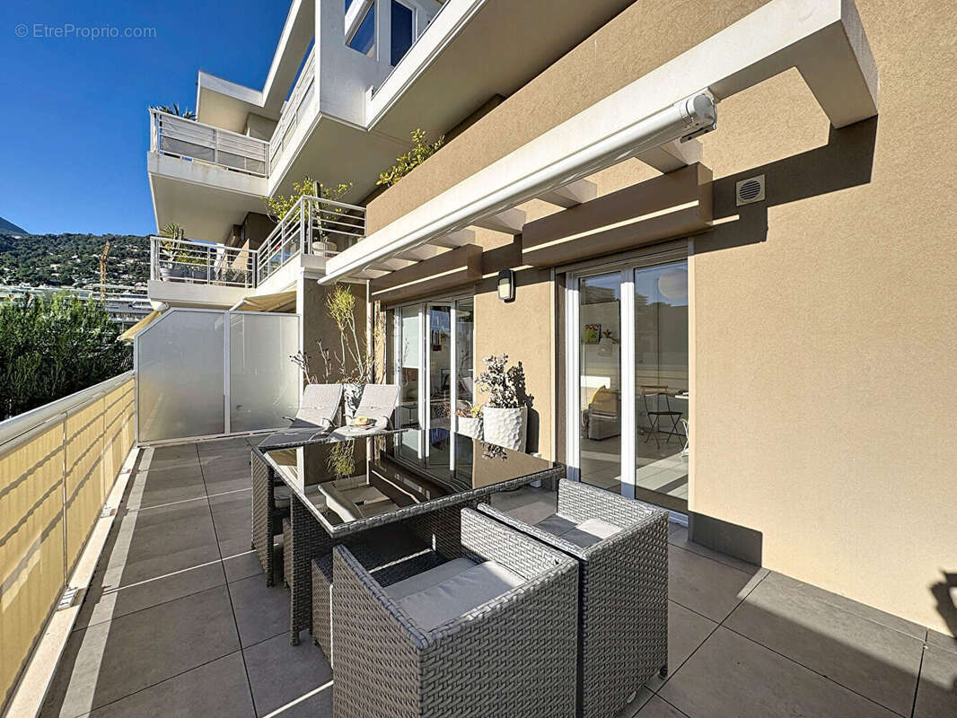 Appartement à ROQUEBRUNE-CAP-MARTIN