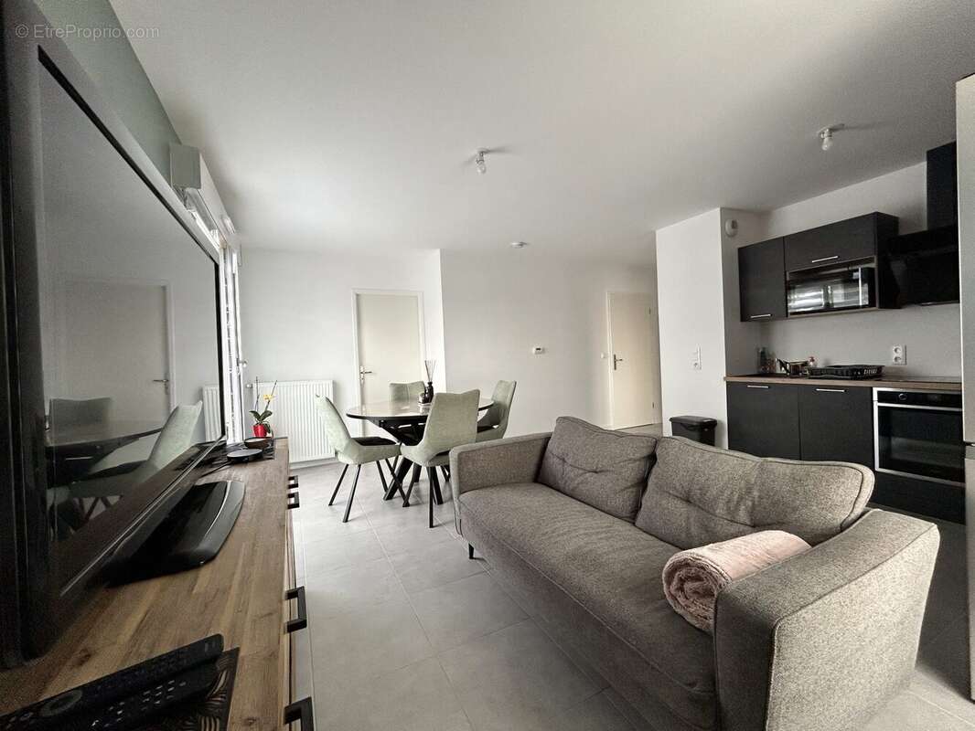 Appartement à VEMARS