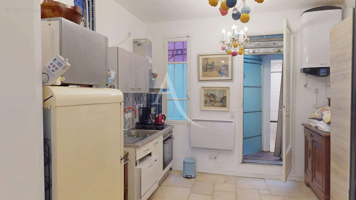 Commerce à PARIS-18E