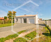 Maison à SAINT-SATURNIN-DU-BOIS