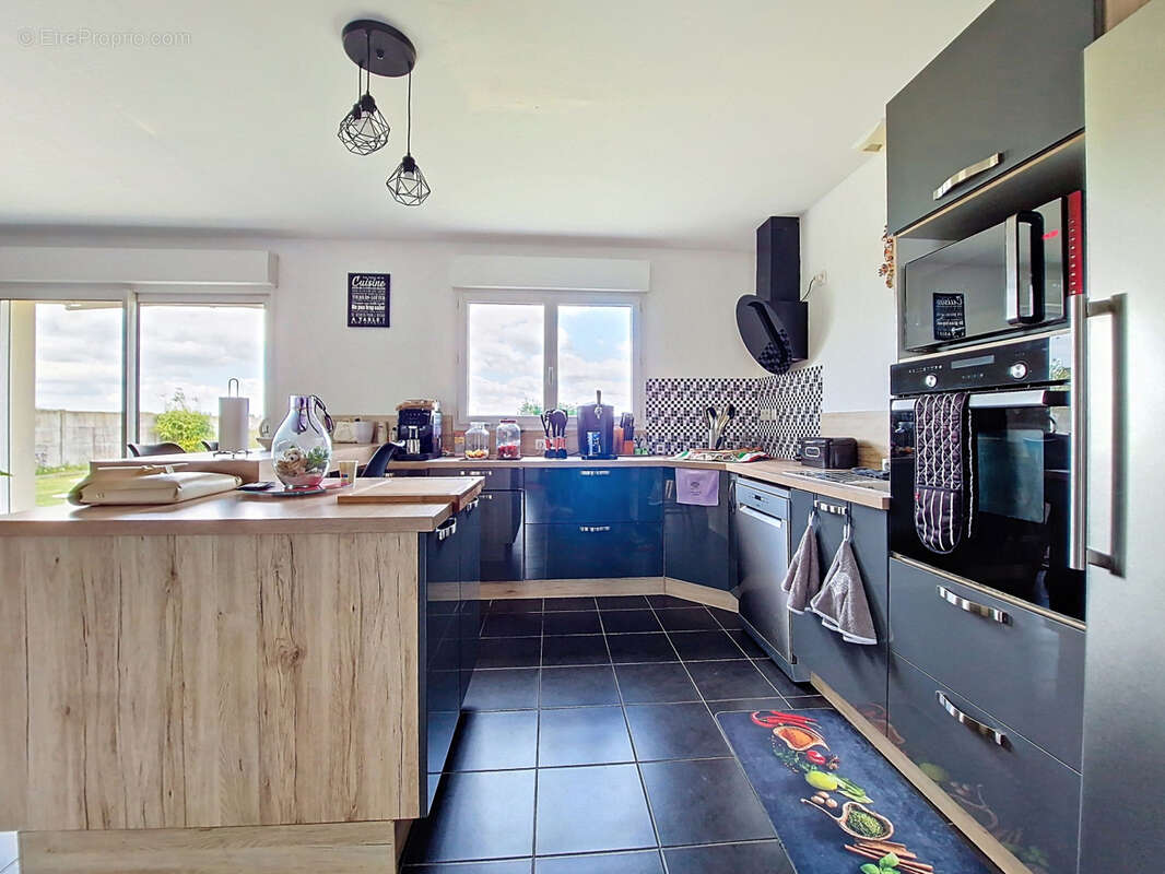Maison à ETREPAGNY