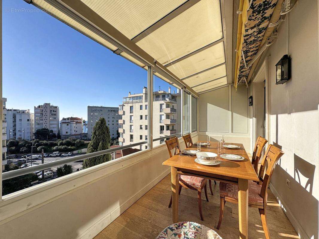 Appartement à CANNES