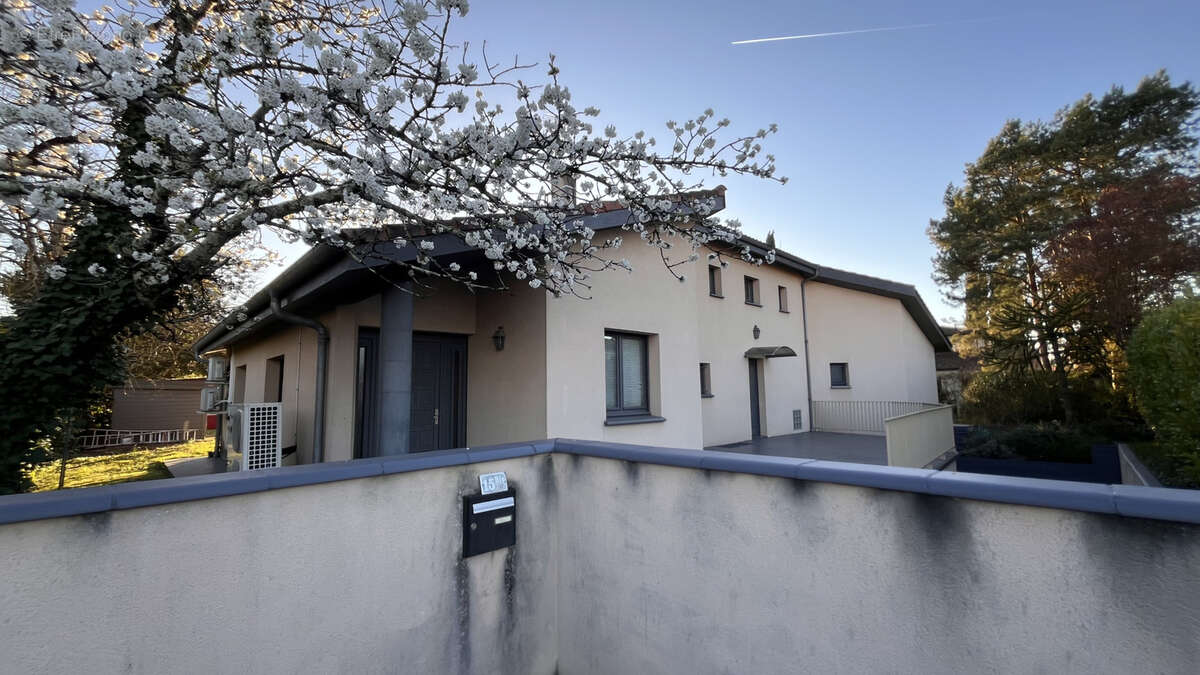 Maison à LE PASSAGE