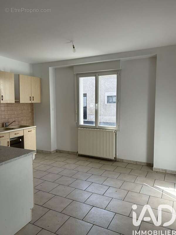 Maison 78 m² à Issoudun  - photo 2