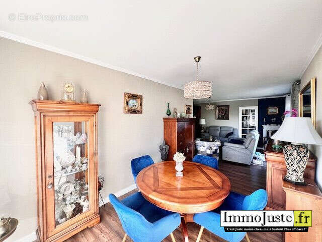 Appartement à ELANCOURT