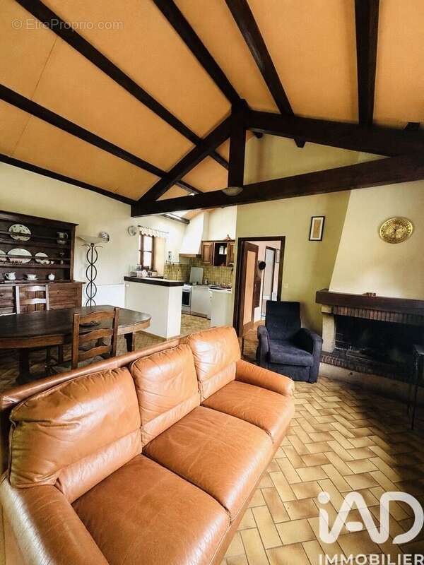 Photo 2 - Maison à MASSIAC