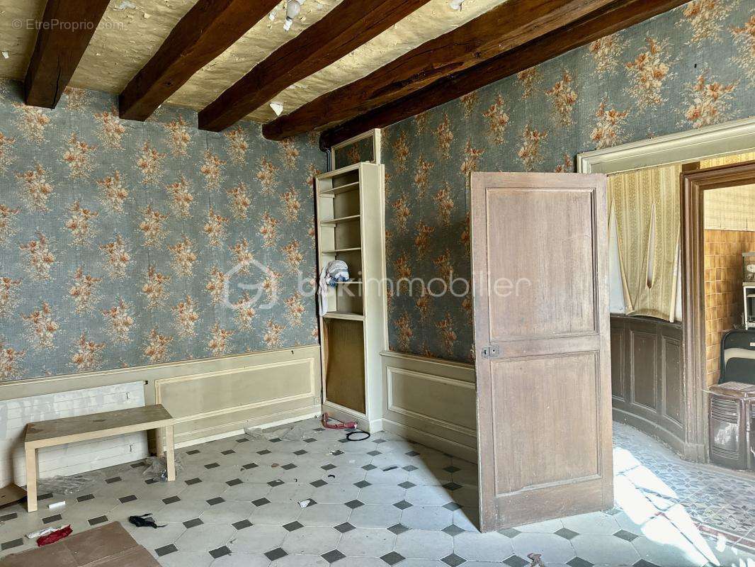 Maison à AZAY-SUR-CHER