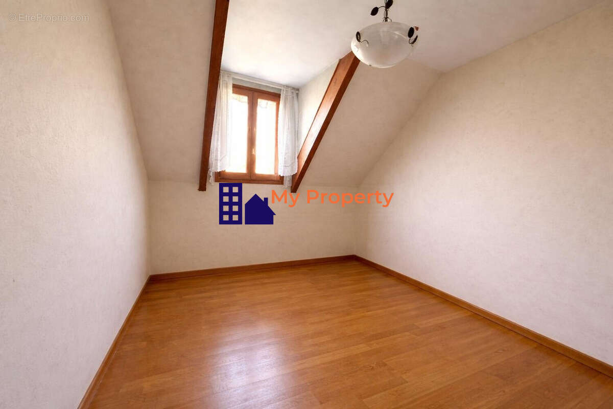 Maison à HOUILLES