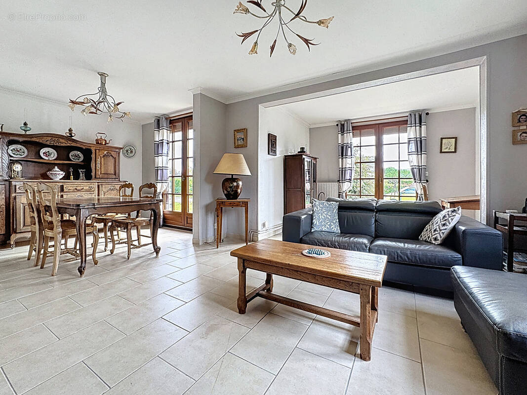 Maison à SAINT-JACQUES-SUR-DARNETAL