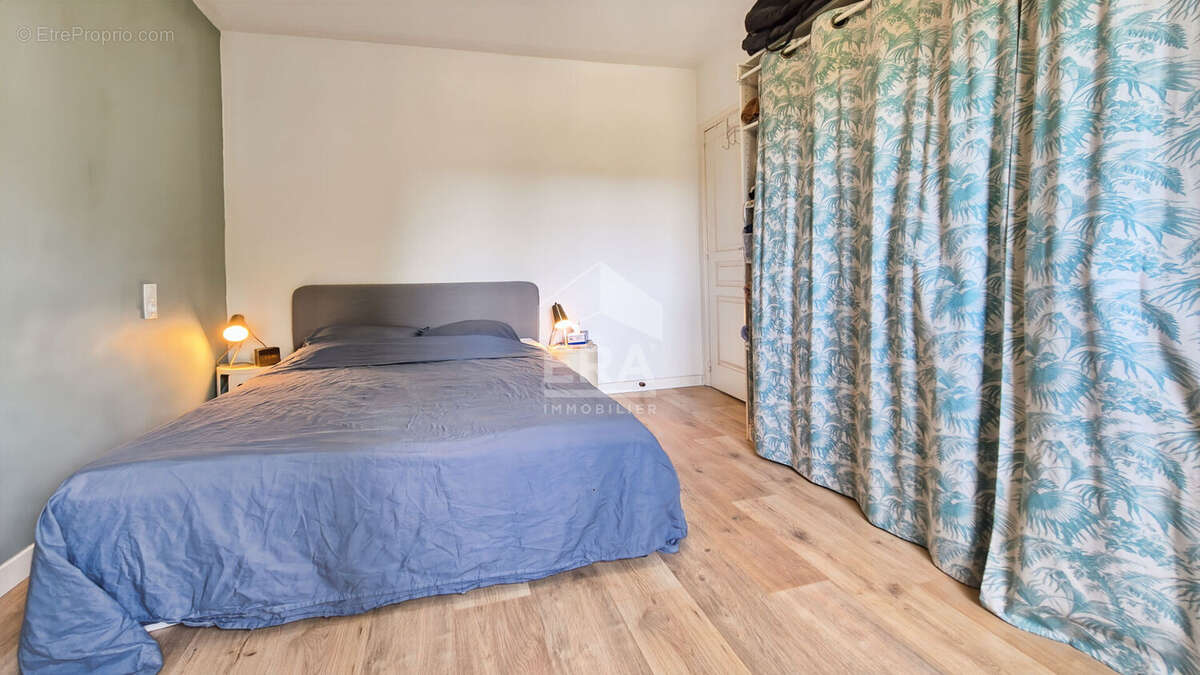 Appartement à MAILLANE