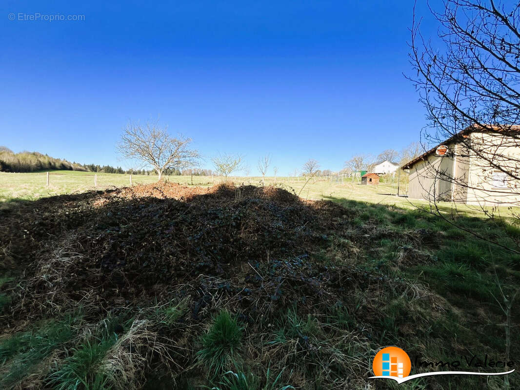Terrain 2060 m² à Vimenil  - photo 6