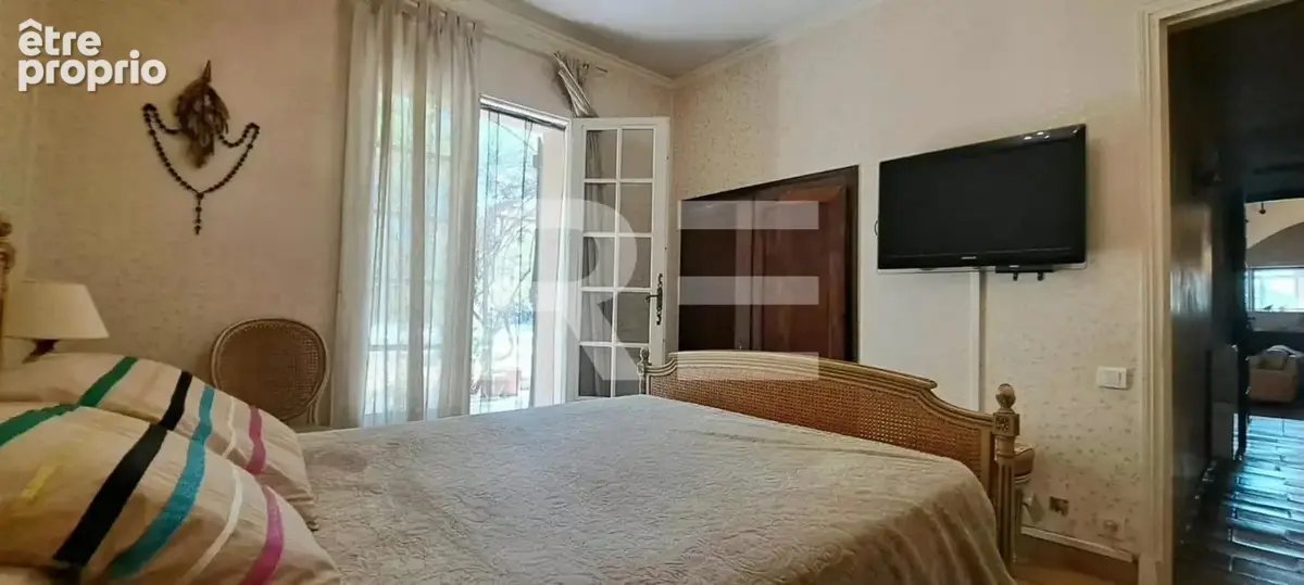 VENTE d'une maison de 5 pièces (122 m²) à LANGLADE - photo 8
