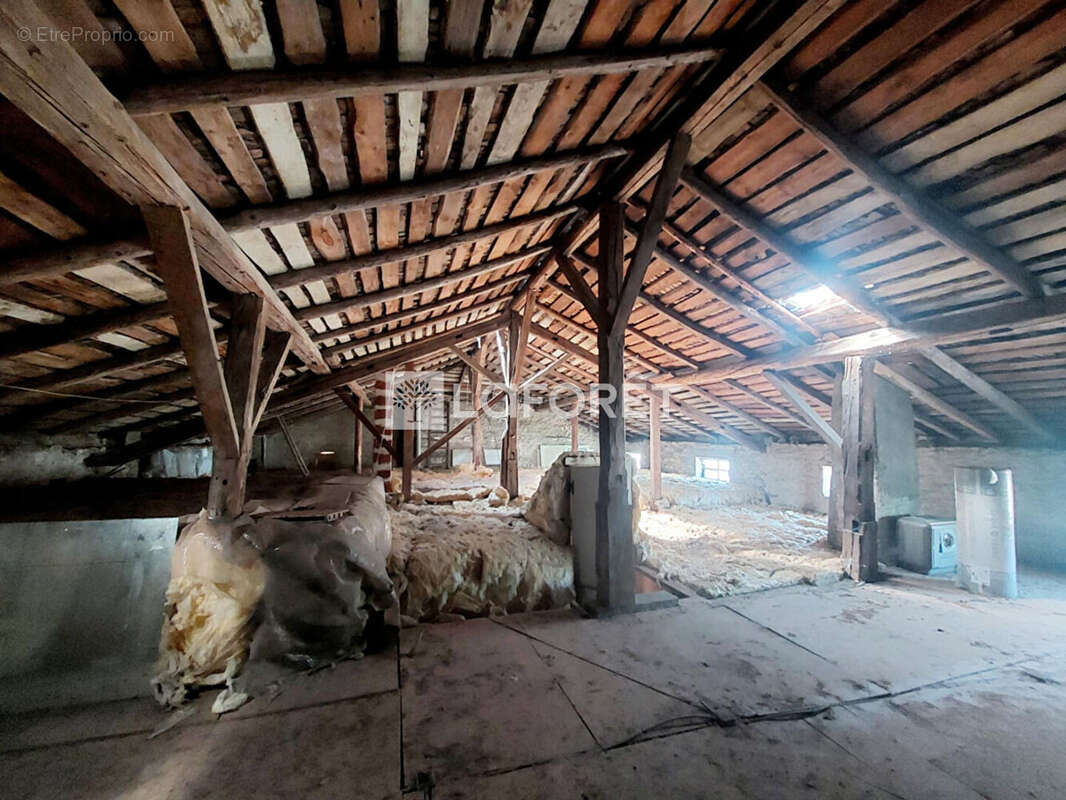 Maison à DOGNEVILLE