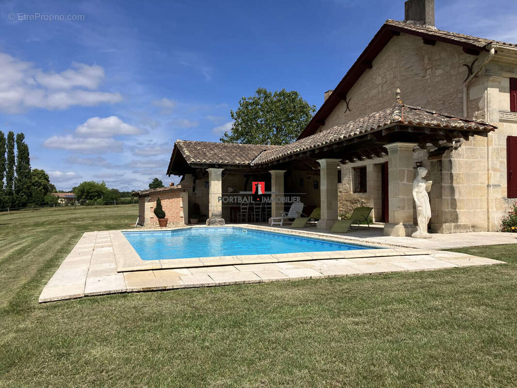 Maison à SAINT-ANDRE-DE-CUBZAC
