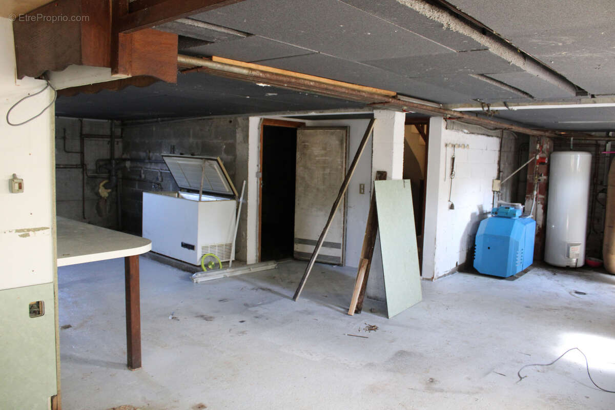 Maison à RIOM-ES-MONTAGNES