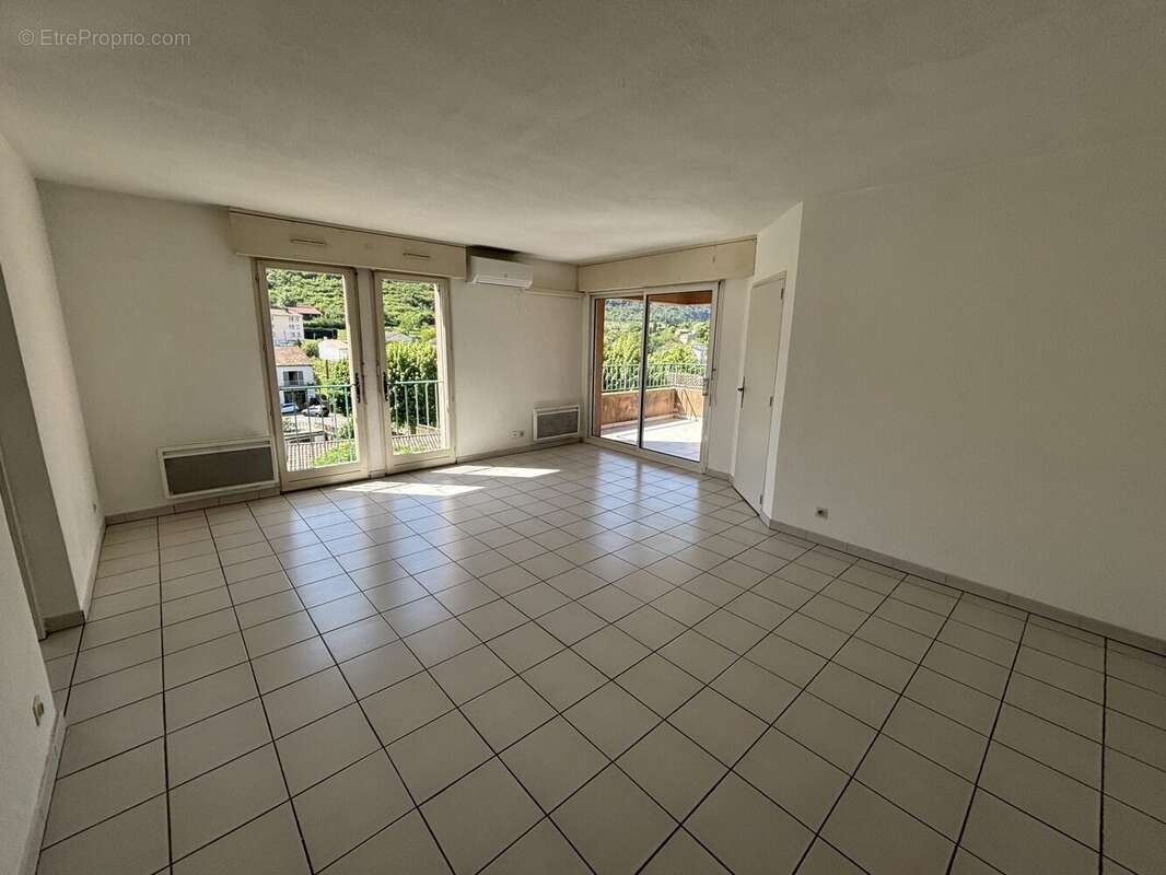 Appartement à LES VANS