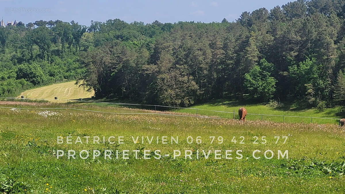 Maison à ROUFFIGNAC-SAINT-CERNIN-DE-REILHAC