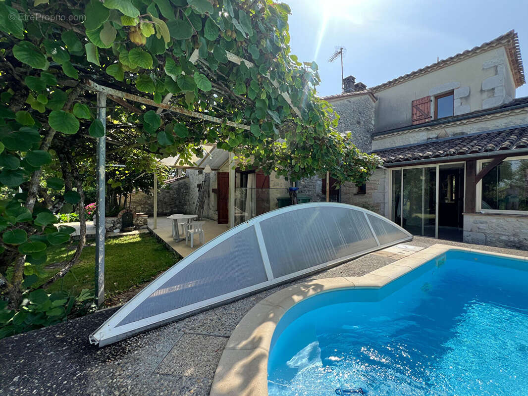 Maison à CASTILLONNES