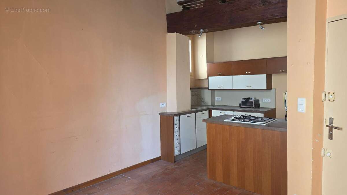 Appartement à LAMBESC