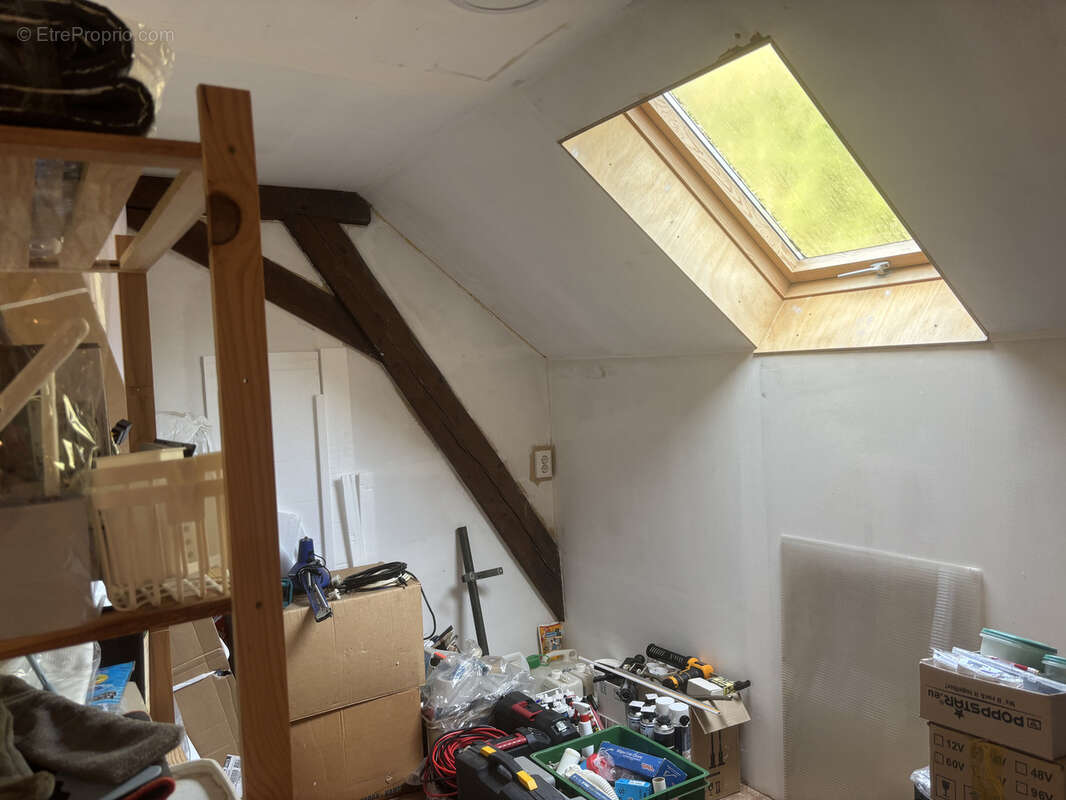 Maison à BELLENAVES