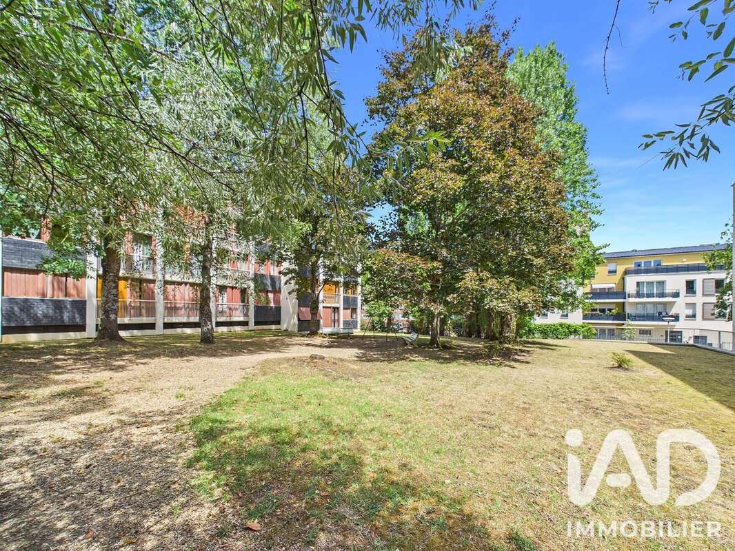 Appartement 71 m² à Avon  - photo 3