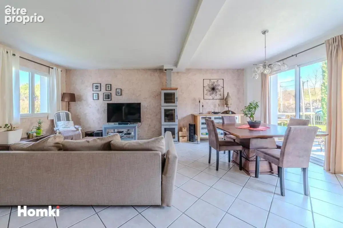 Maison/Villa T5 de 125 m² à Éveux 69210 - photo 8