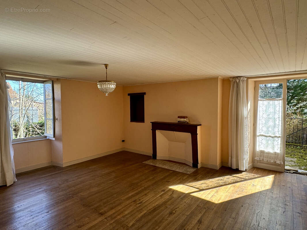 Maison à PAMPELONNE