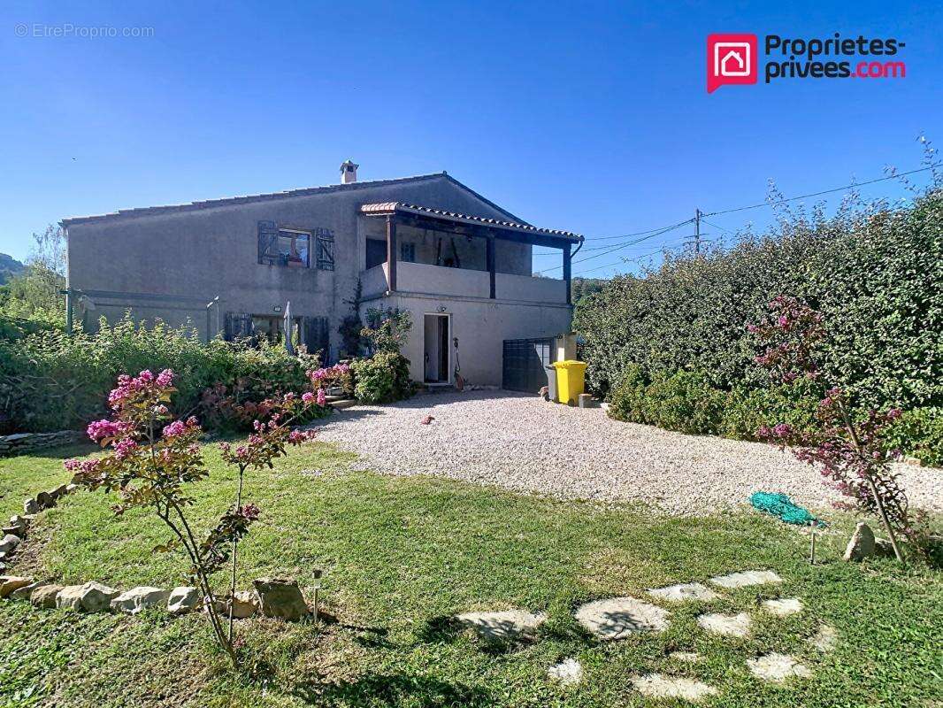 Maison à MOLIERES-CAVAILLAC