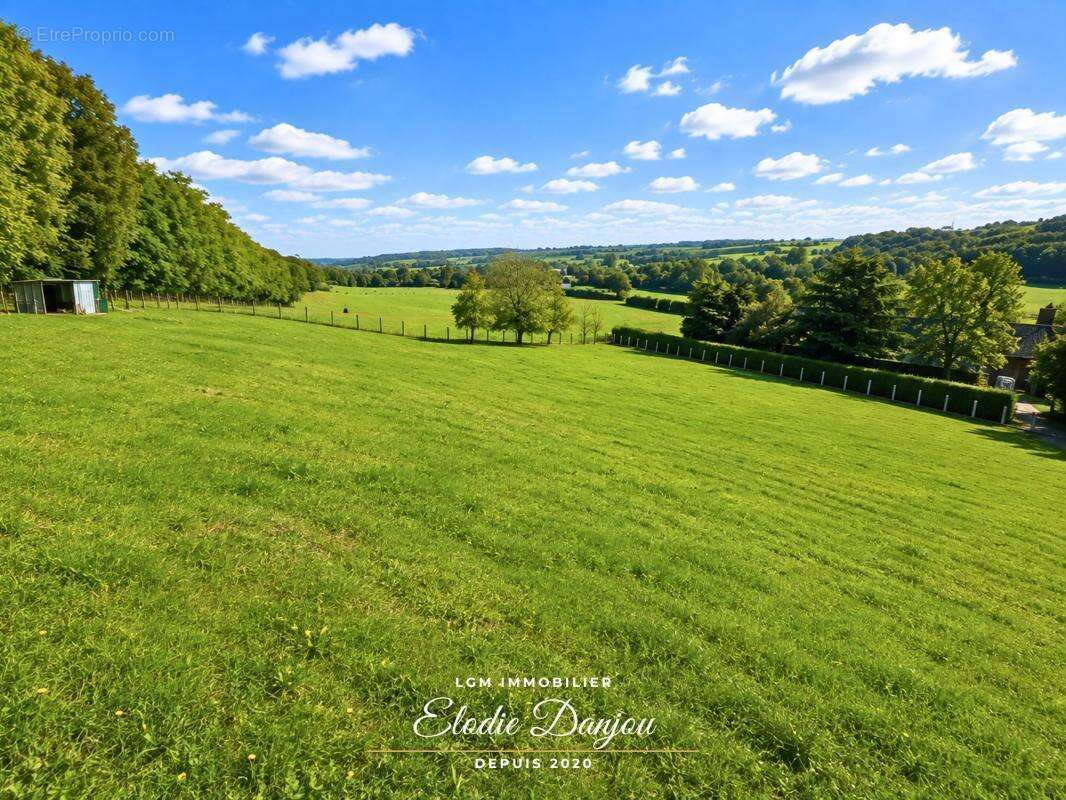 Terrain constructible 2 700 m² – Azé, proche Vendôme - photo 2