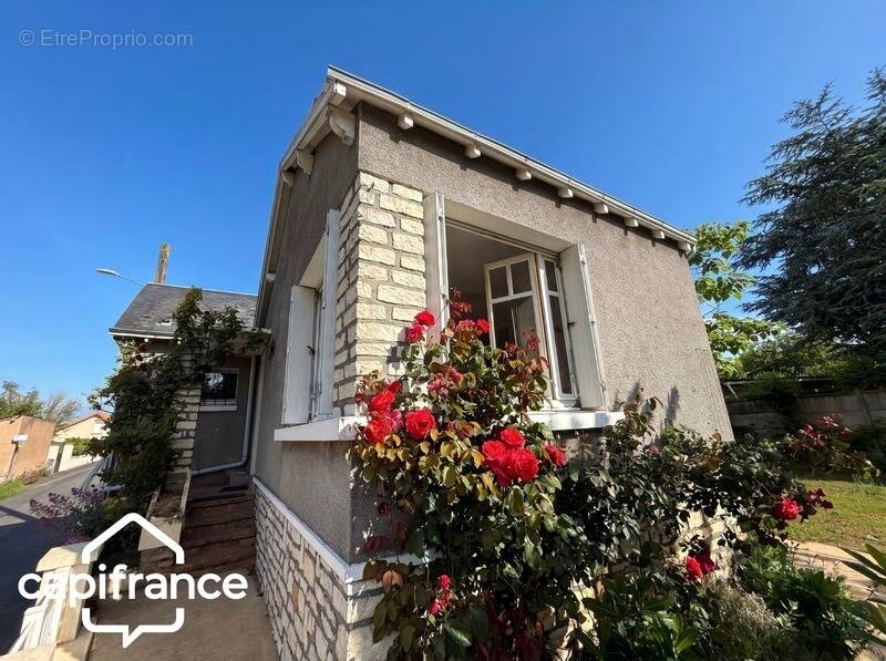 Maison à THOUARS