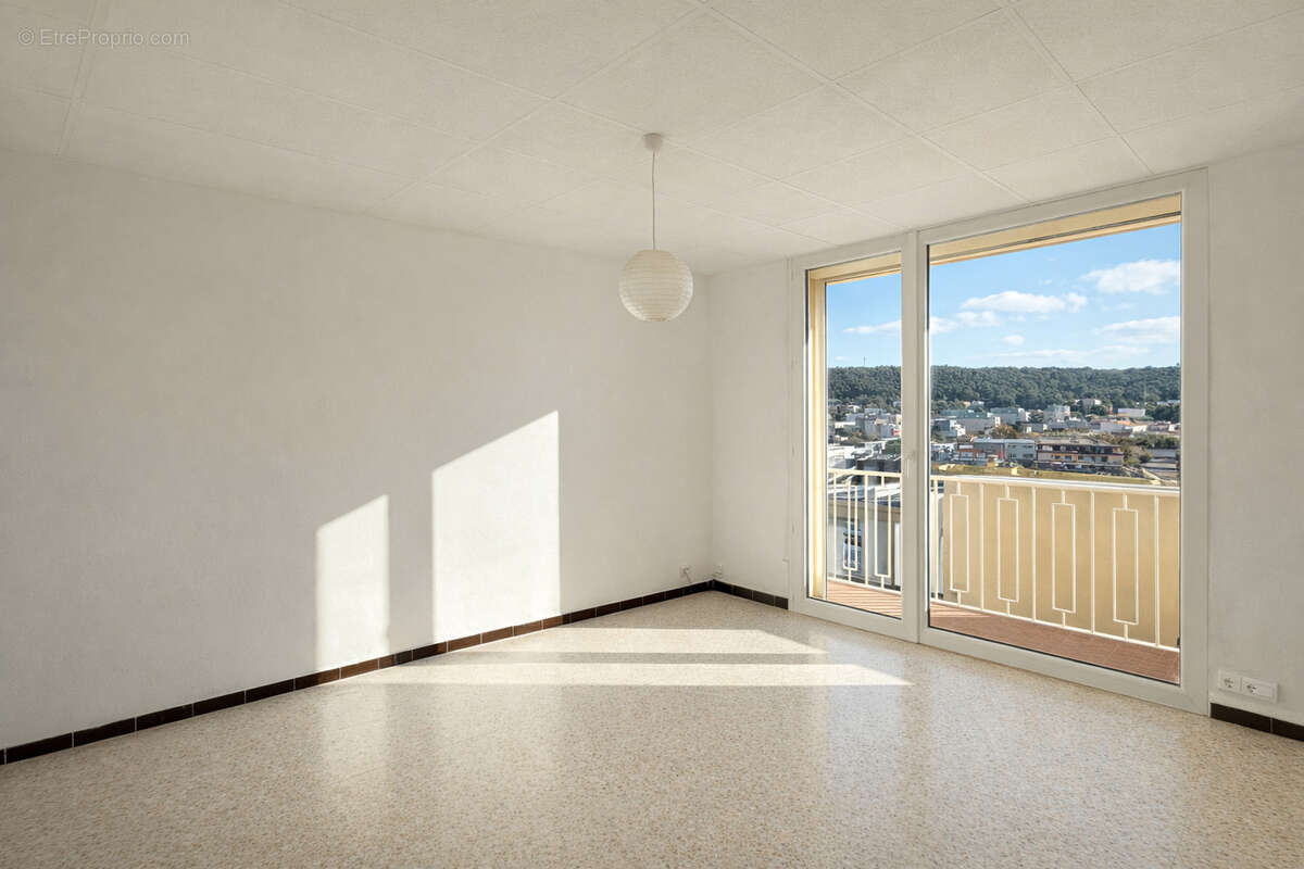 Appartement à LA VALETTE-DU-VAR