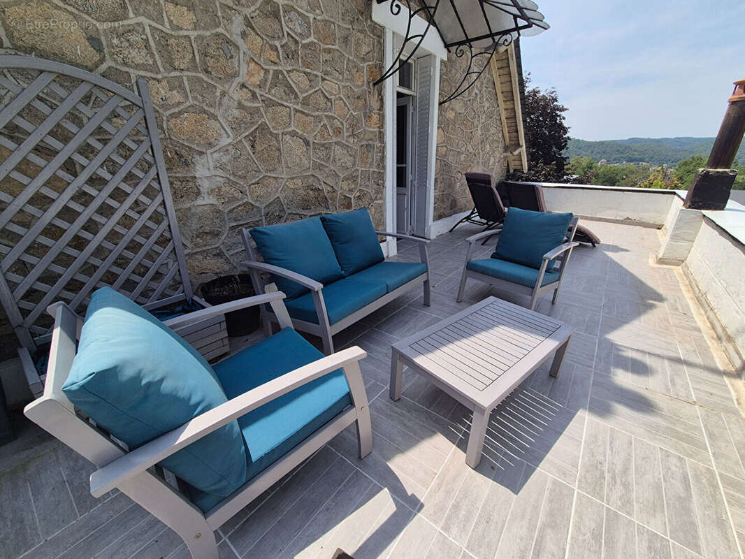 CORRÈZE. ARGENTAT-SUR-DORDOGNE. Magnifique maison de 4 chambres avec garage et jardins de 3 185 m² - photo 14