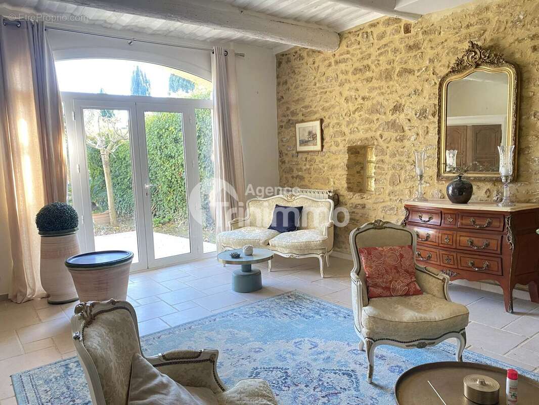 Maison à SARRIANS