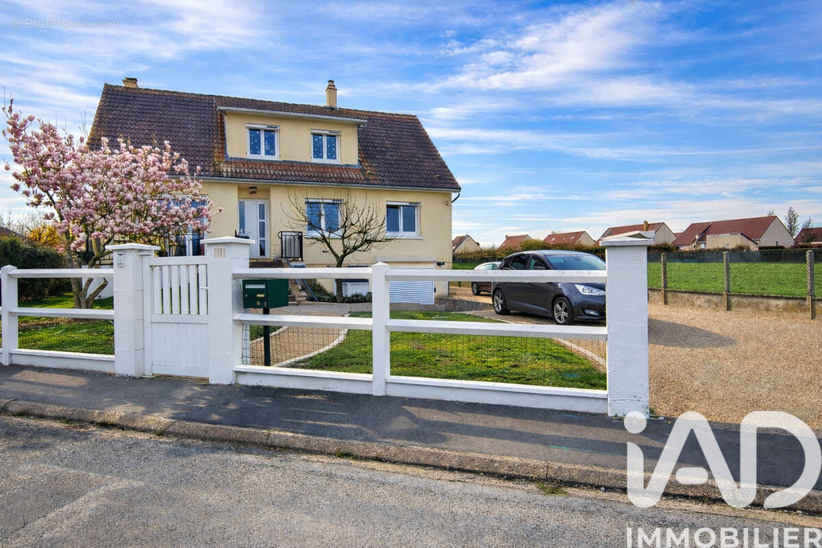 Photo 1 - Maison à DIGNY