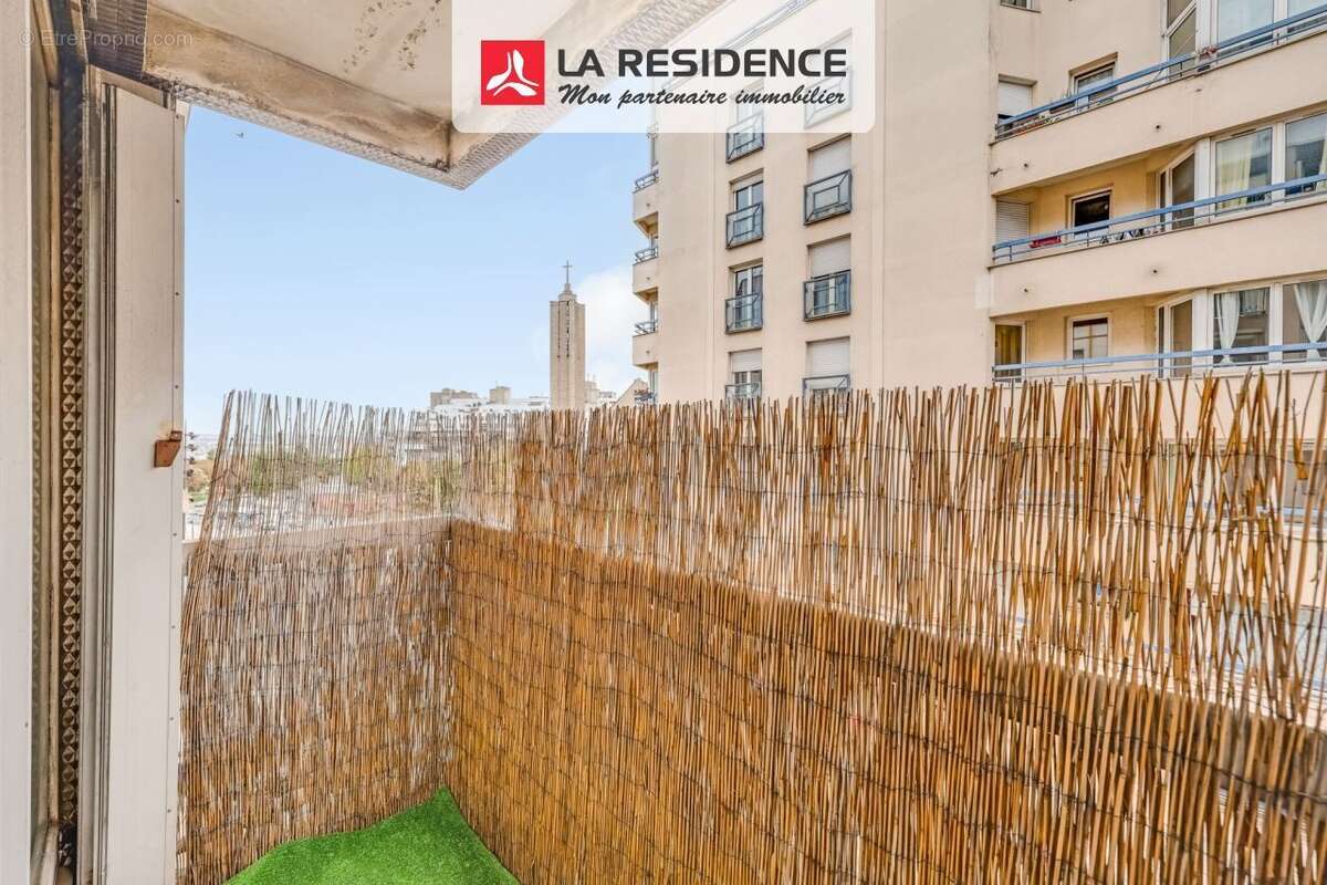 Appartement à PARIS-19E