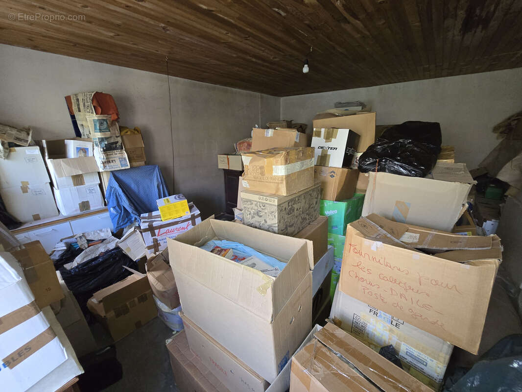 Maison à AINAY-LE-VIEIL